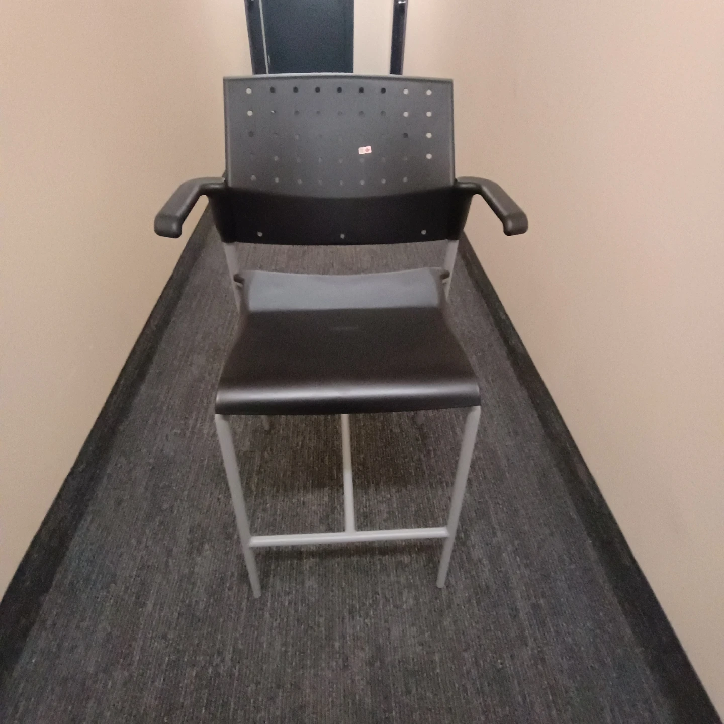 Teknion Sonic Bar Stool With Arms, Polypropylene Seat & Back - photo 2