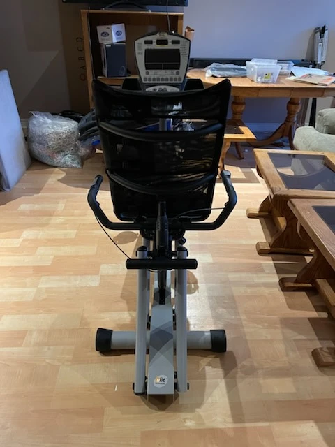 SportsArt C53r Recumbent Exercise Bike - photo 4