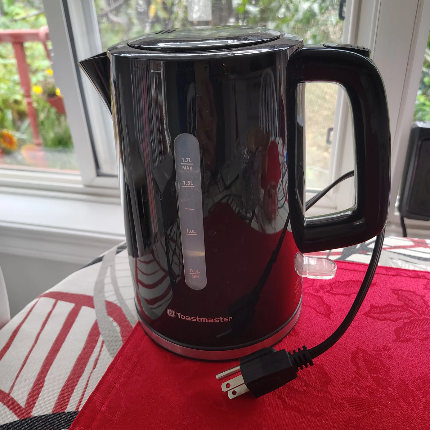 Toastmaster 1.7L Electric Kettle