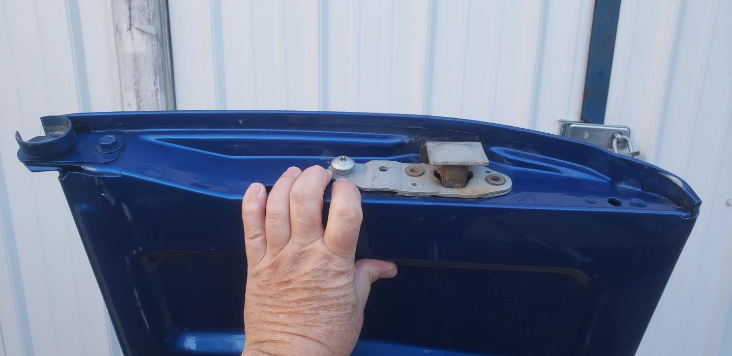 GMC Sierra Blue Truck Tailgate - photo 5