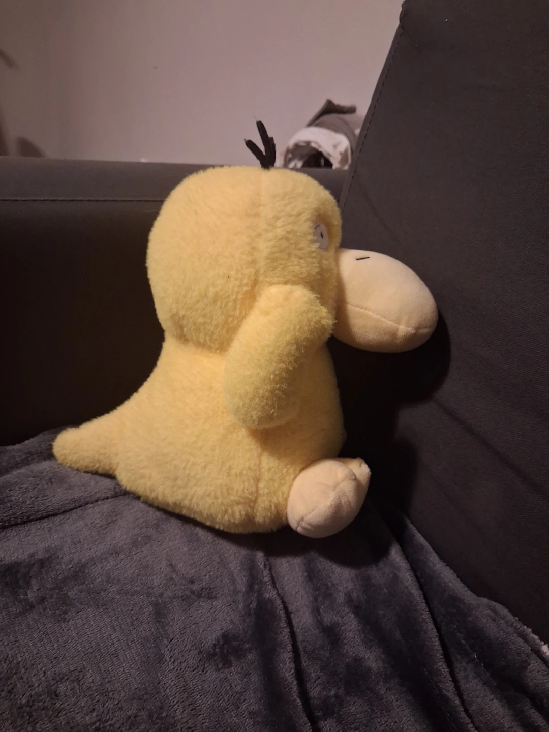 Psyduck Pokemon Plush - photo 3