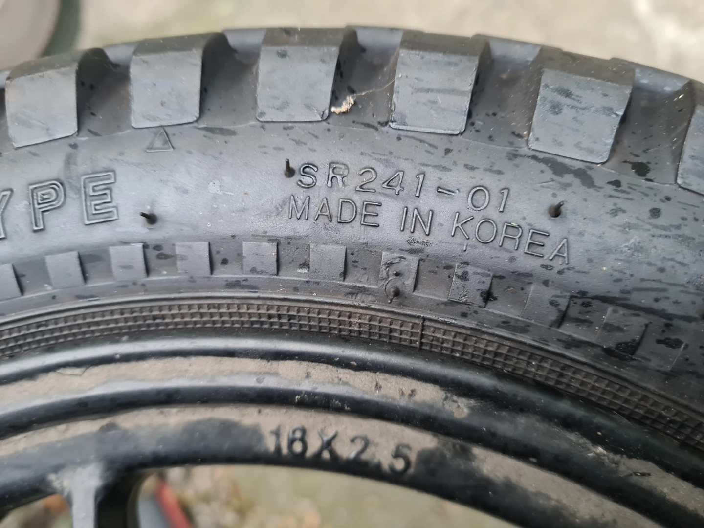 Golden Boy SR241-01 3.00-12 Tire (80/100-12) - photo 2