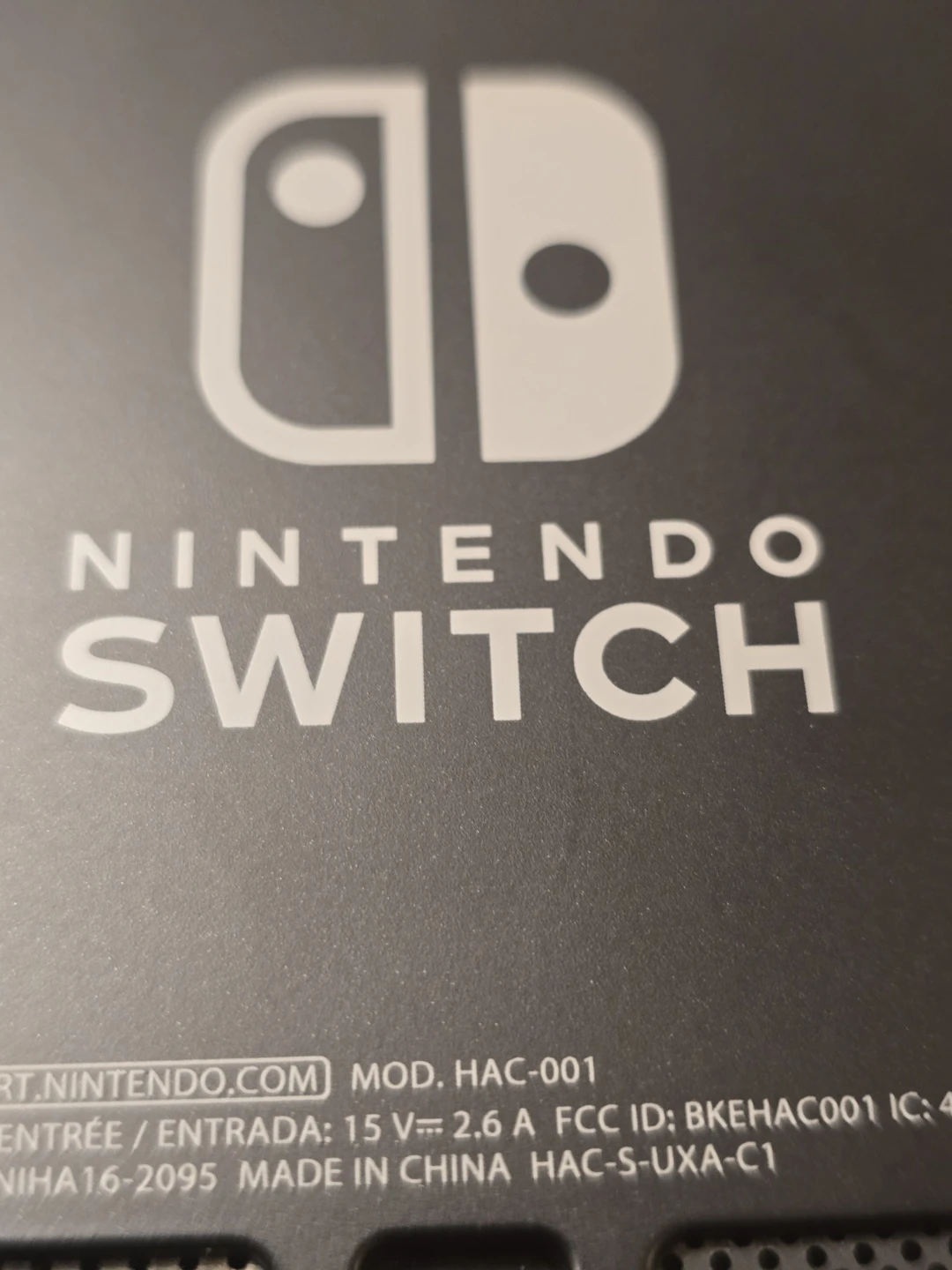 Nintendo Switch V1 Launch Edition – XAW100 Unpatched - photo 4