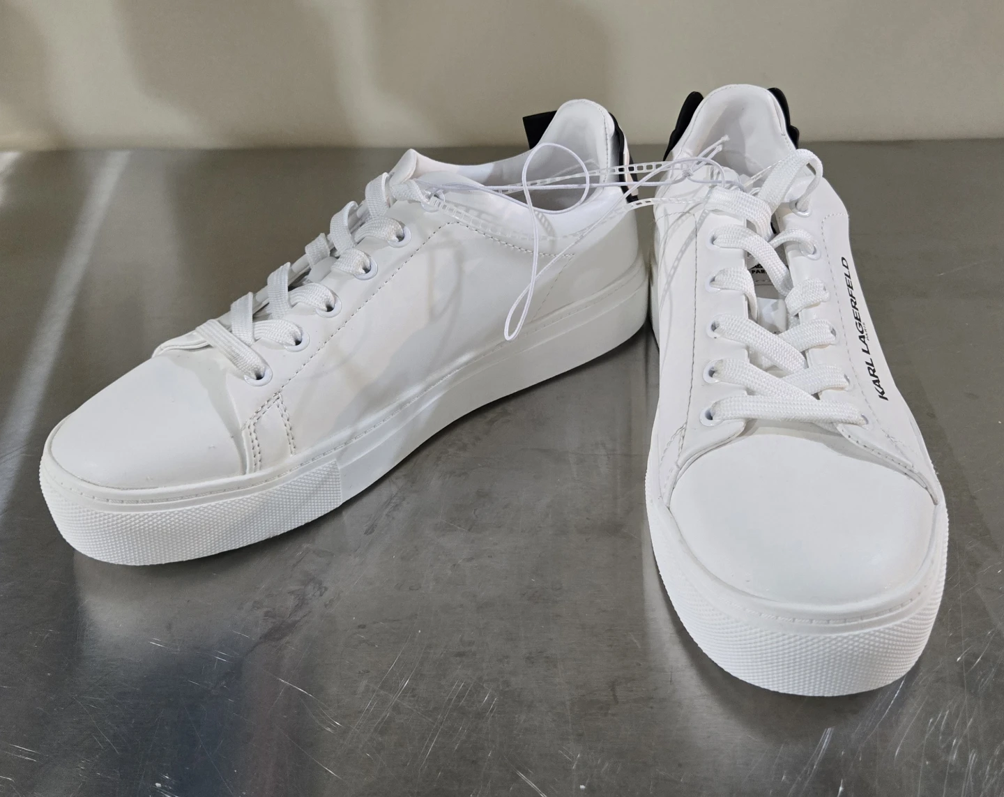 Karl Lagerfeld Paris Chella White Sneakers Cat Logo Women 8.5M - photo 2