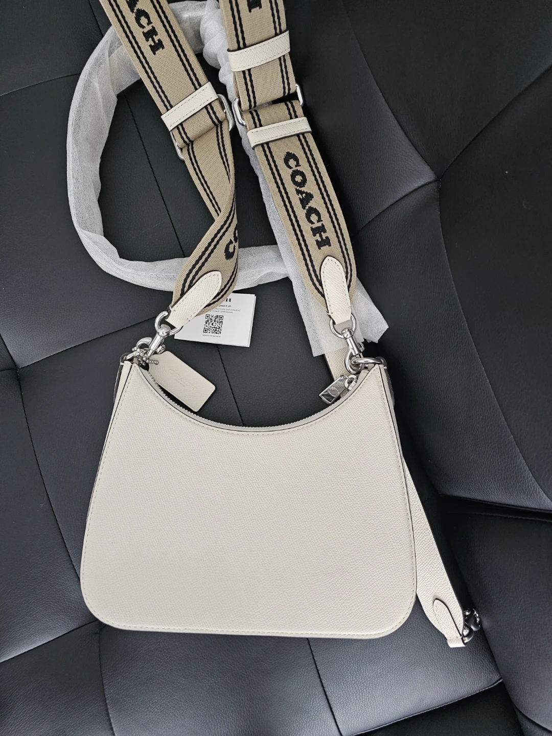 Authentic Coach Shoulder Bag Cream - PRICE FIRM - photo 2