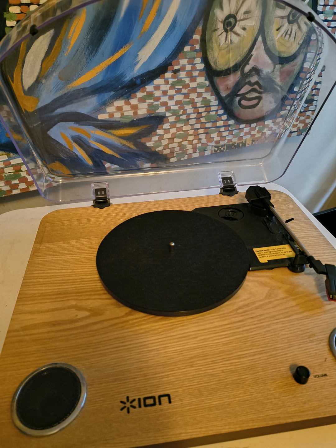 ION Turntable with Built-in Speakers - photo 3