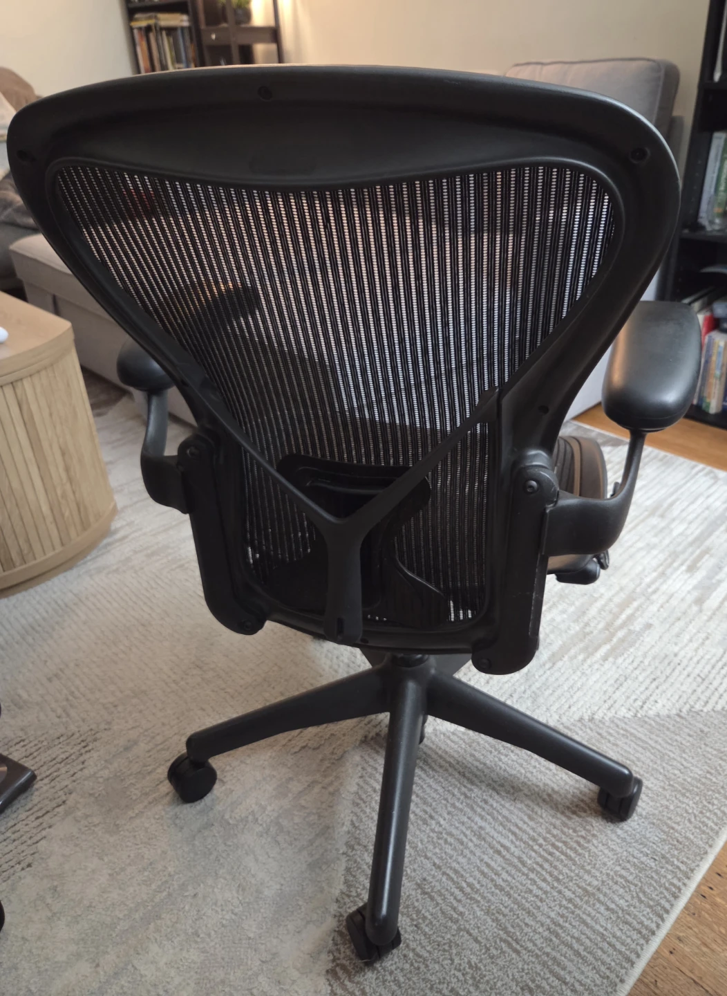 Herman Miller Aeron Classic – Size B - photo 2