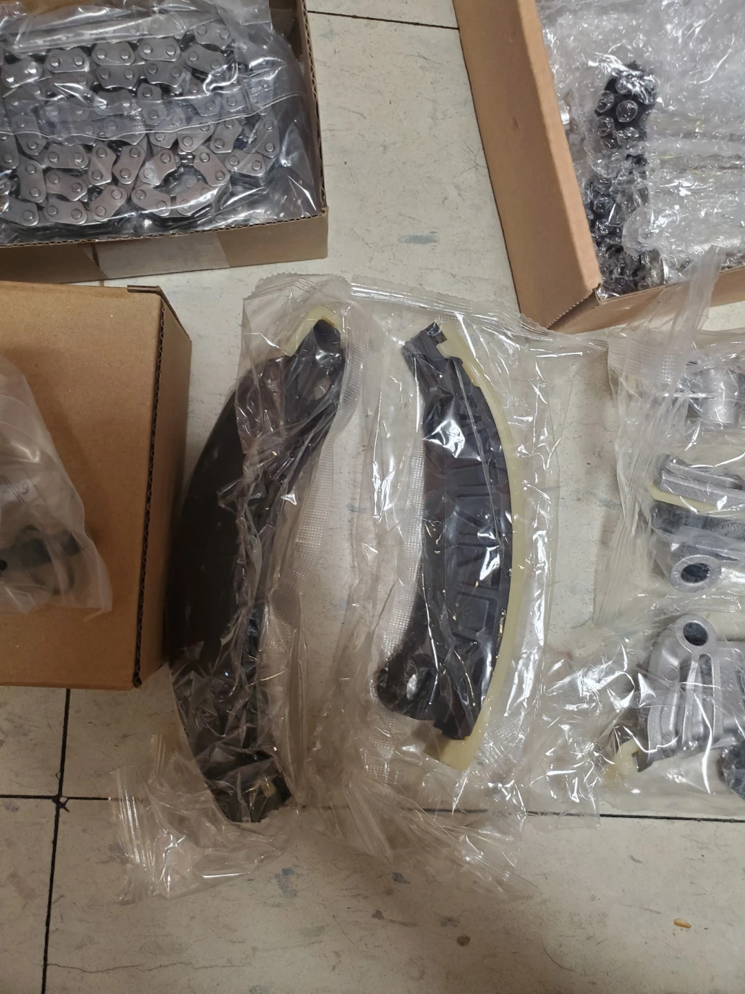 Timing Chain Kit with VVT Sprocket: 12586959, 12587418, 1259741 - photo 4
