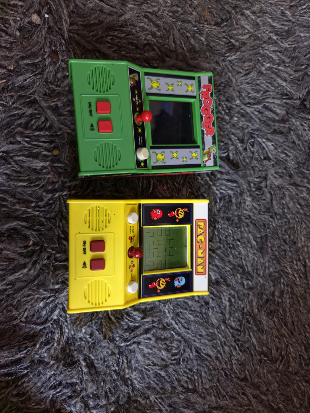 Mini Arcade Games Frogger and Pac-Man