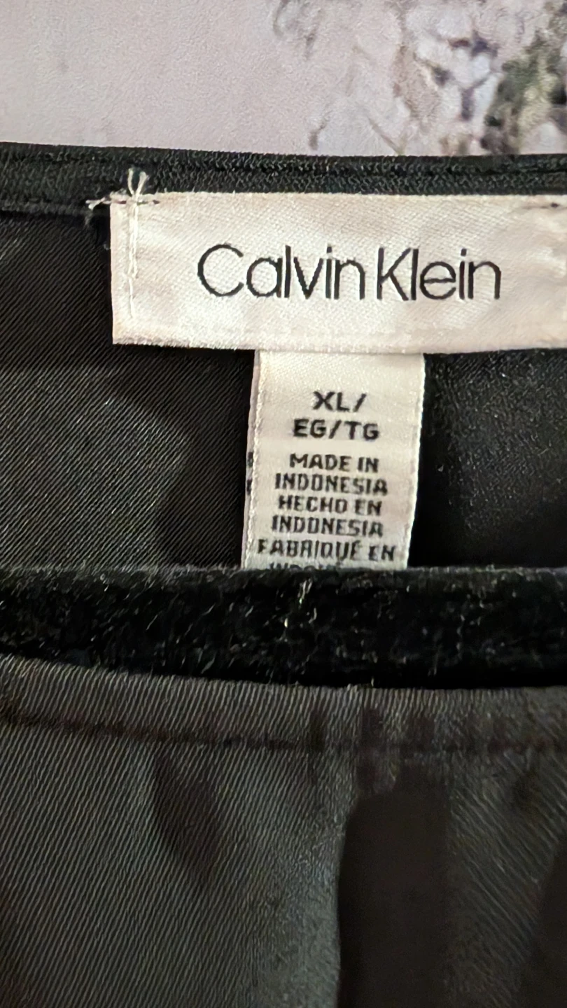 Calvin Klein Black and White Blouse - photo 3
