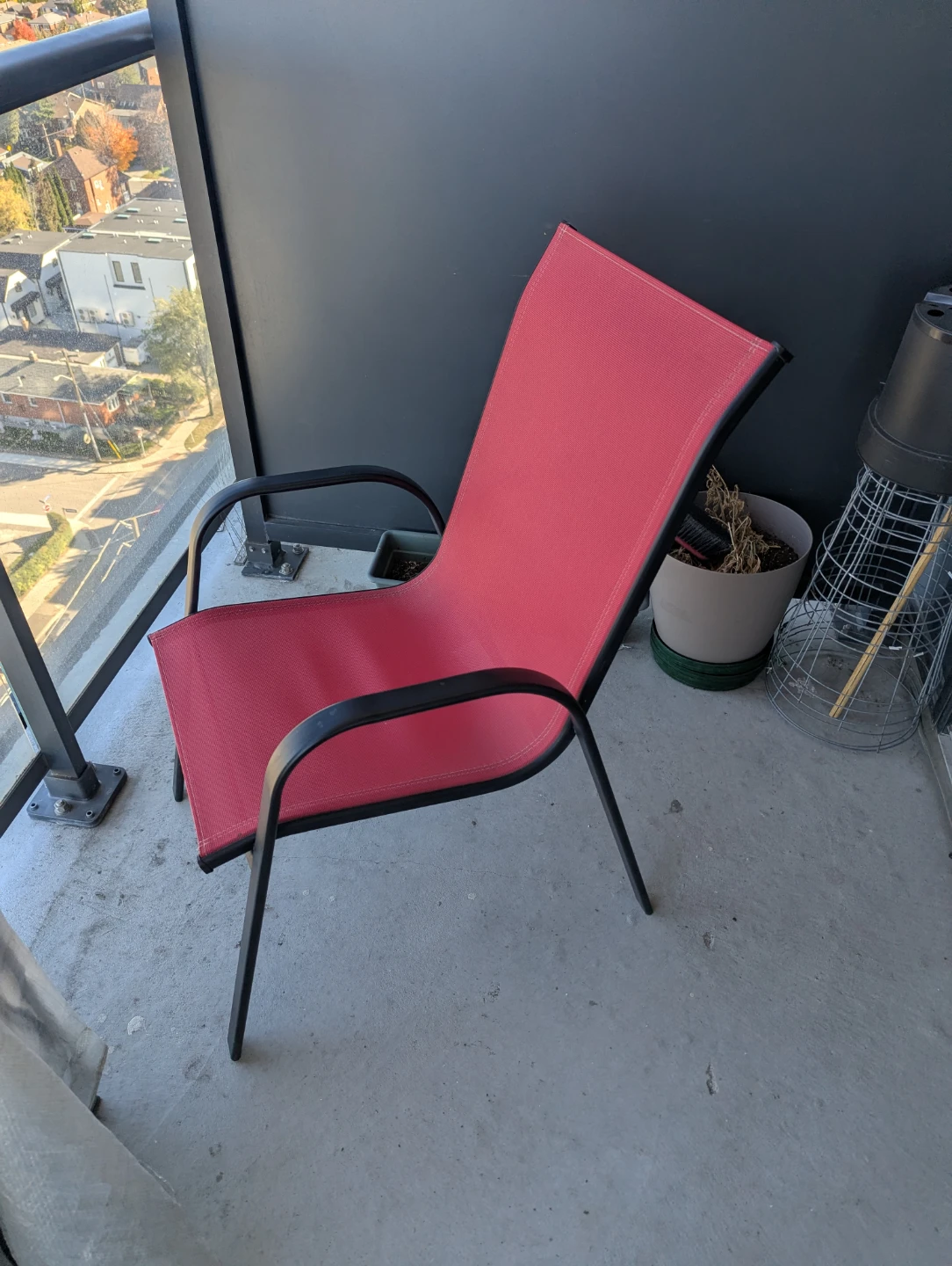 Red outdoor patio chair - photo 2