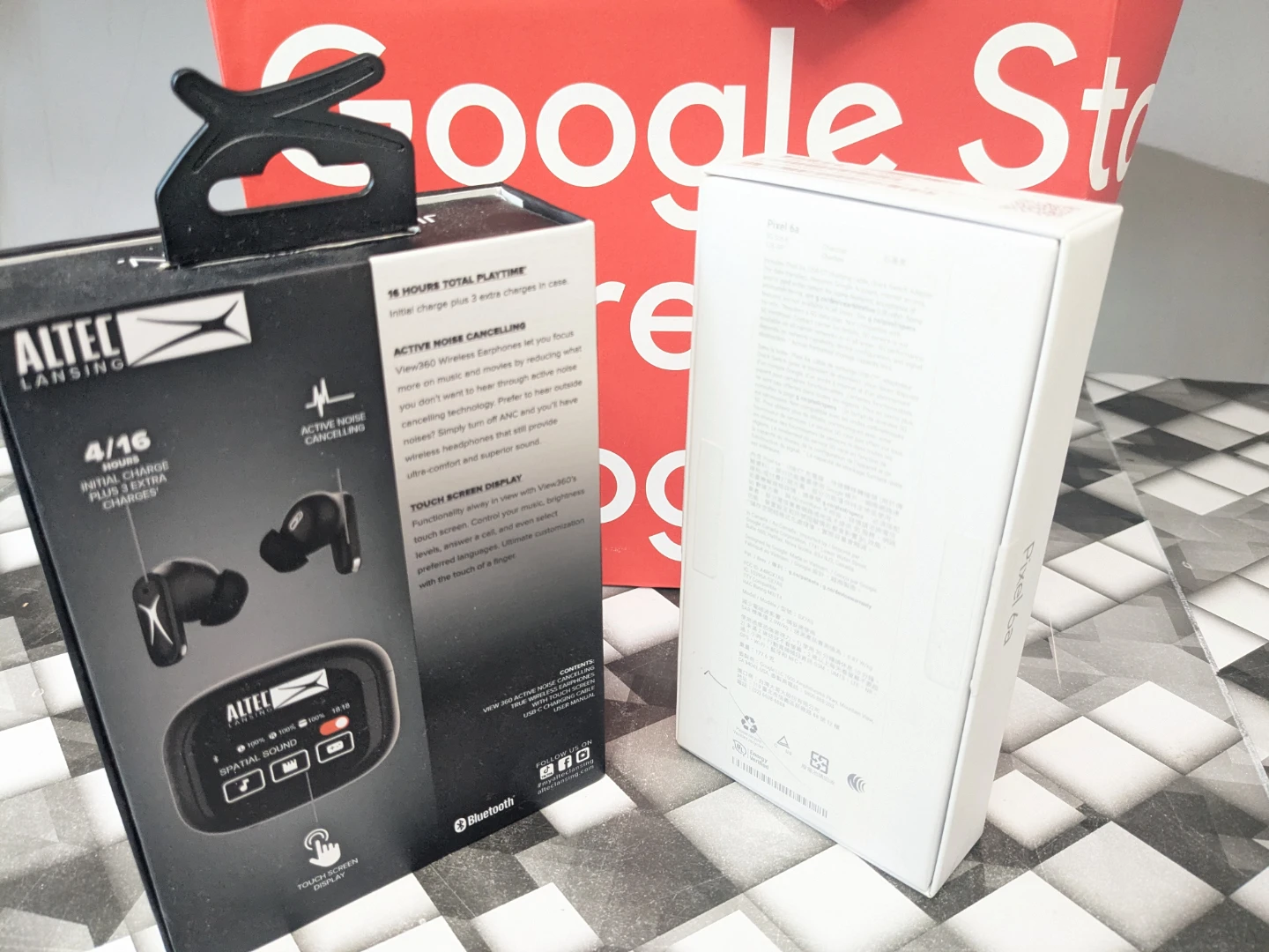 Google Pixel 6a UNLOCKED + Altec 360 Earbuds - photo 3