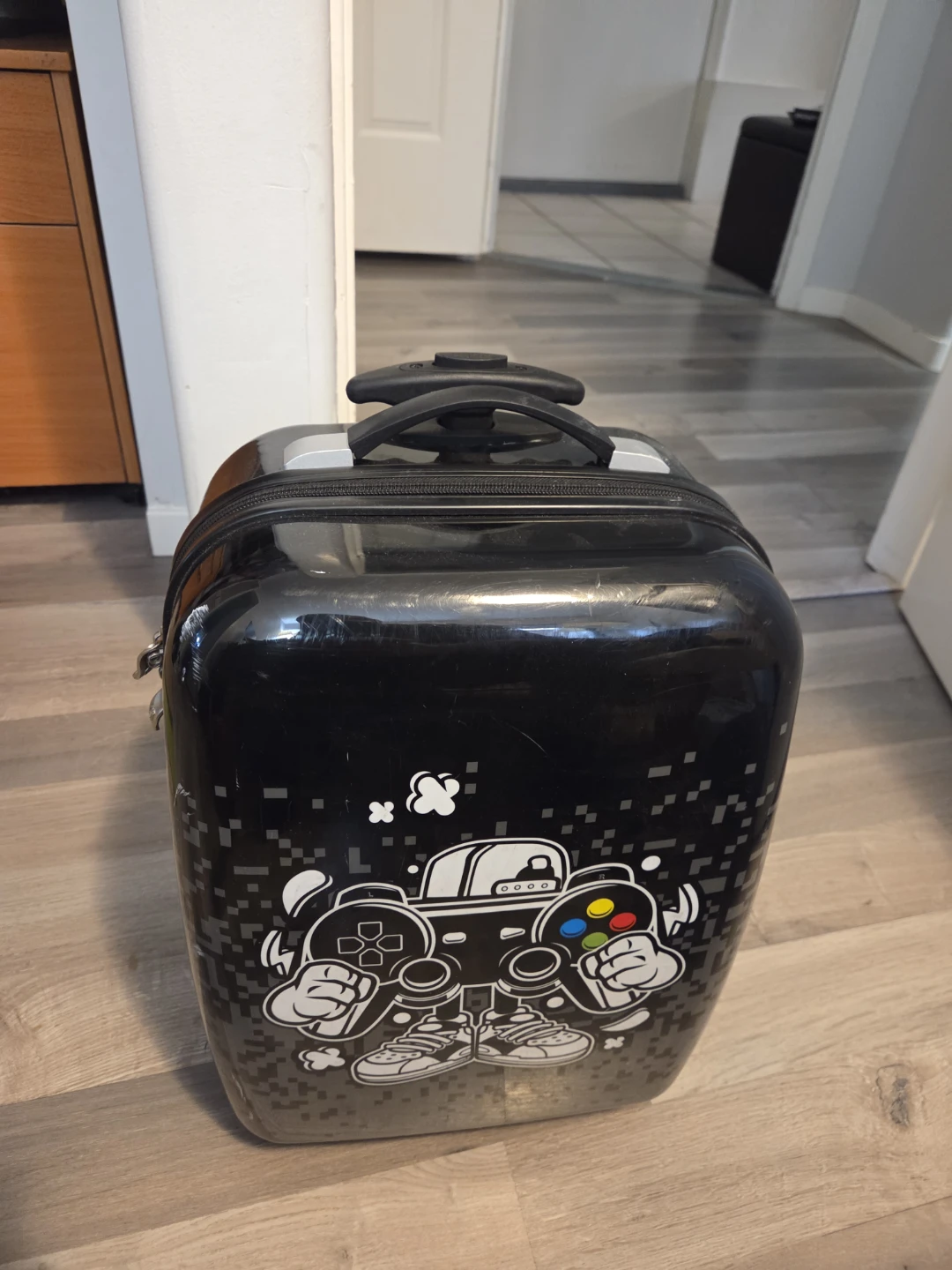 Kids Gamer Hardshell Carry-On Luggage