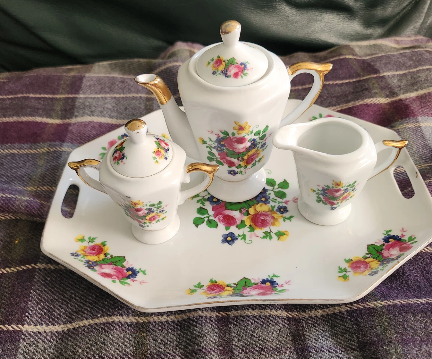 Miniature Adeline Porcelain Tea Set. - photo 4