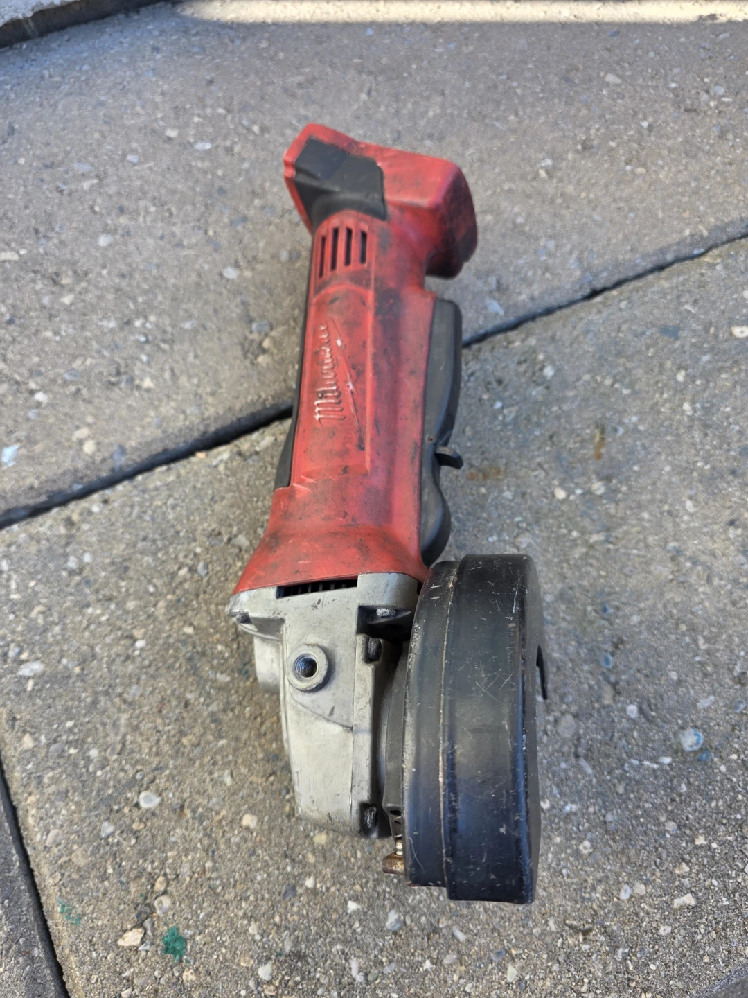 Milwaukee M18 18V Cordless Grinder - photo 3