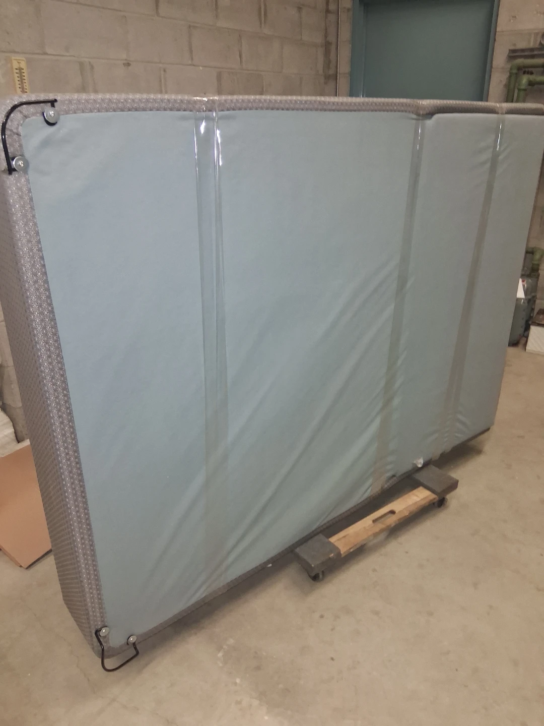 Serta Adjustable Bed Base
