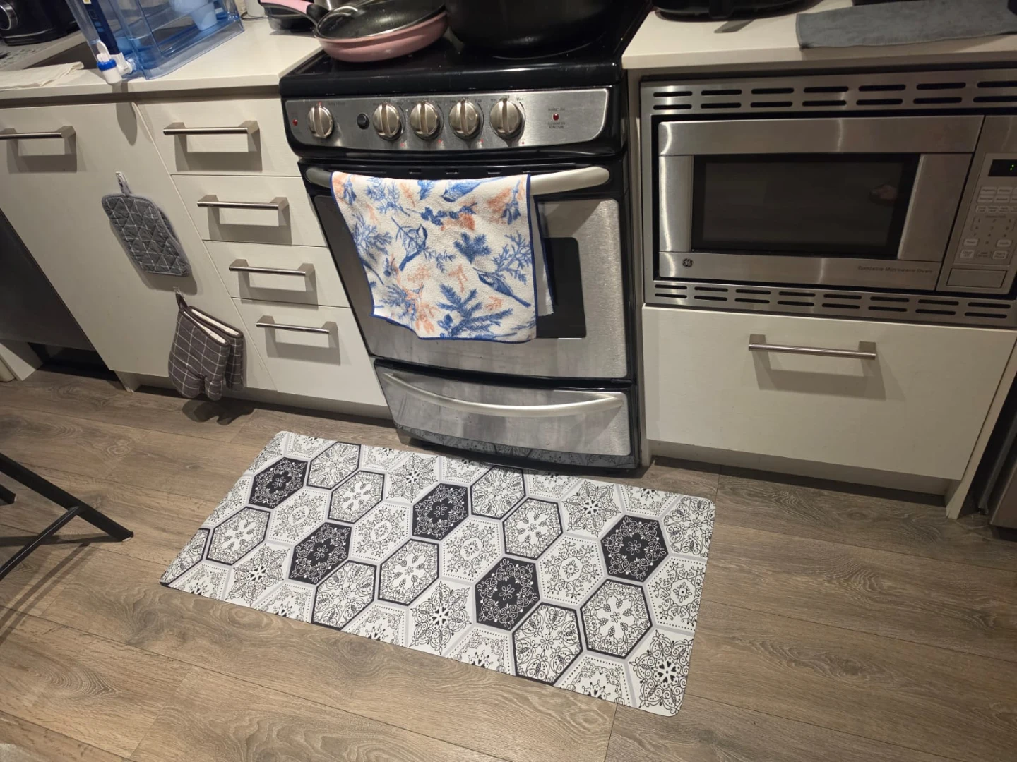 Brand New Kitchen Floor Mat - photo 2