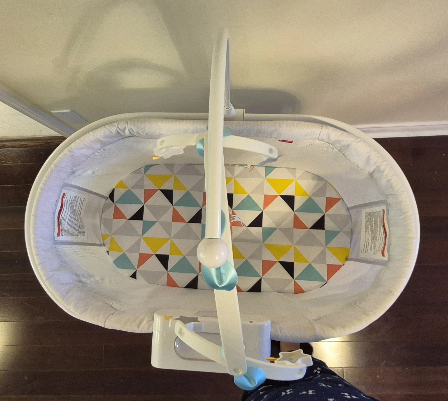 Fisher-Price Soothing Motions Bassinet