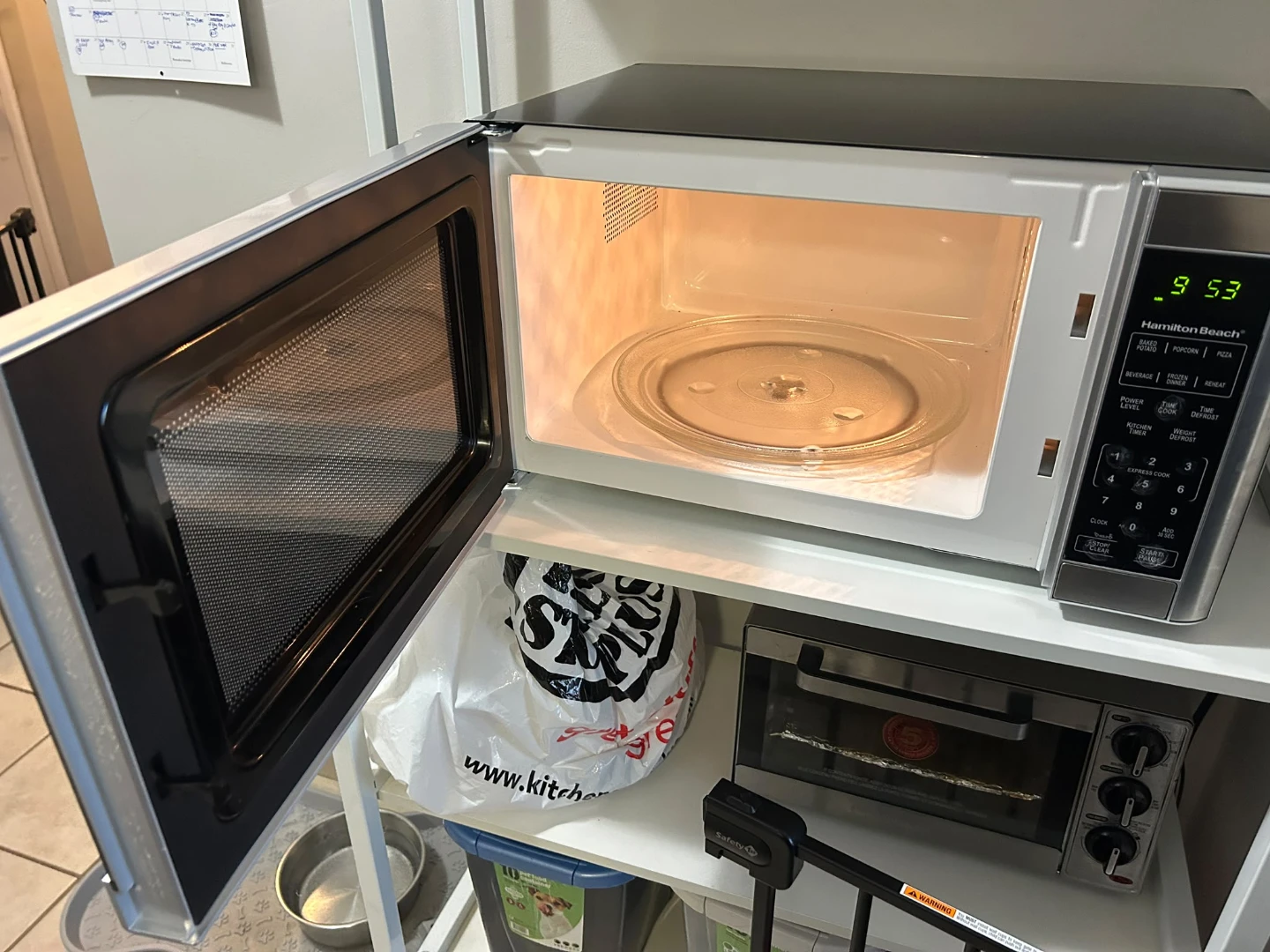 Hamilton Beach 1.1 cu. ft. Stainless Steel Microwave - photo 5