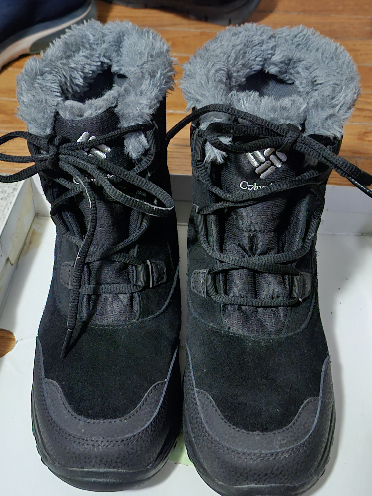 Columbia Women's Black Winter Boots Size 8 - photo 3