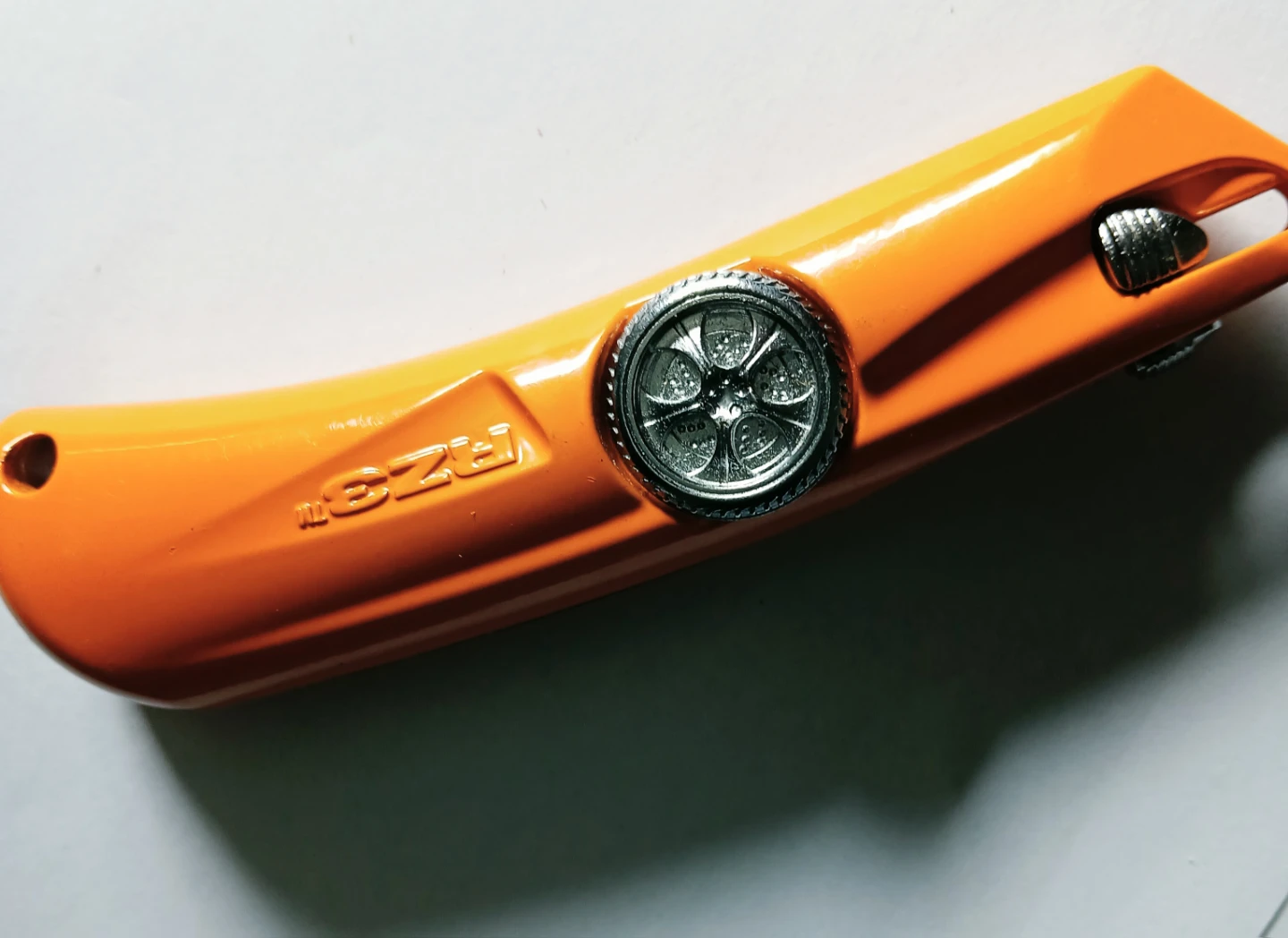 RZ3 Orange Utility Knife