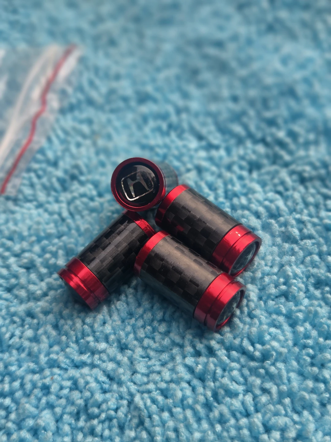 Tire valves/cover for honda - photo 3