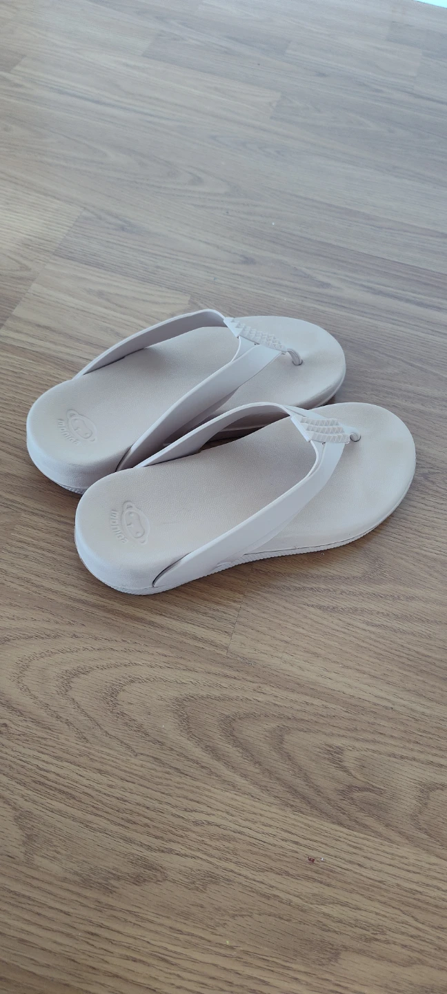 Moniga thong sandals - photo 4