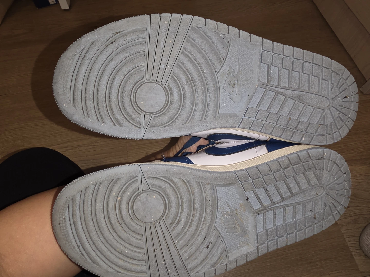 Nike Air Jordan 1 Low Sneakers - photo 5