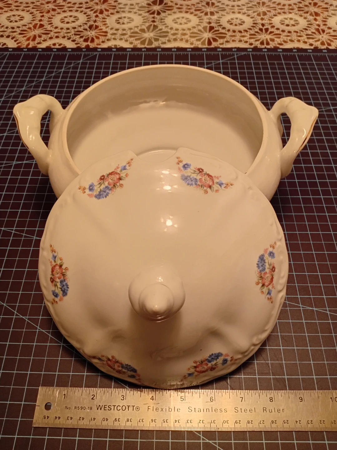 Regent Fine China Soup Tureen with Lid - photo 2