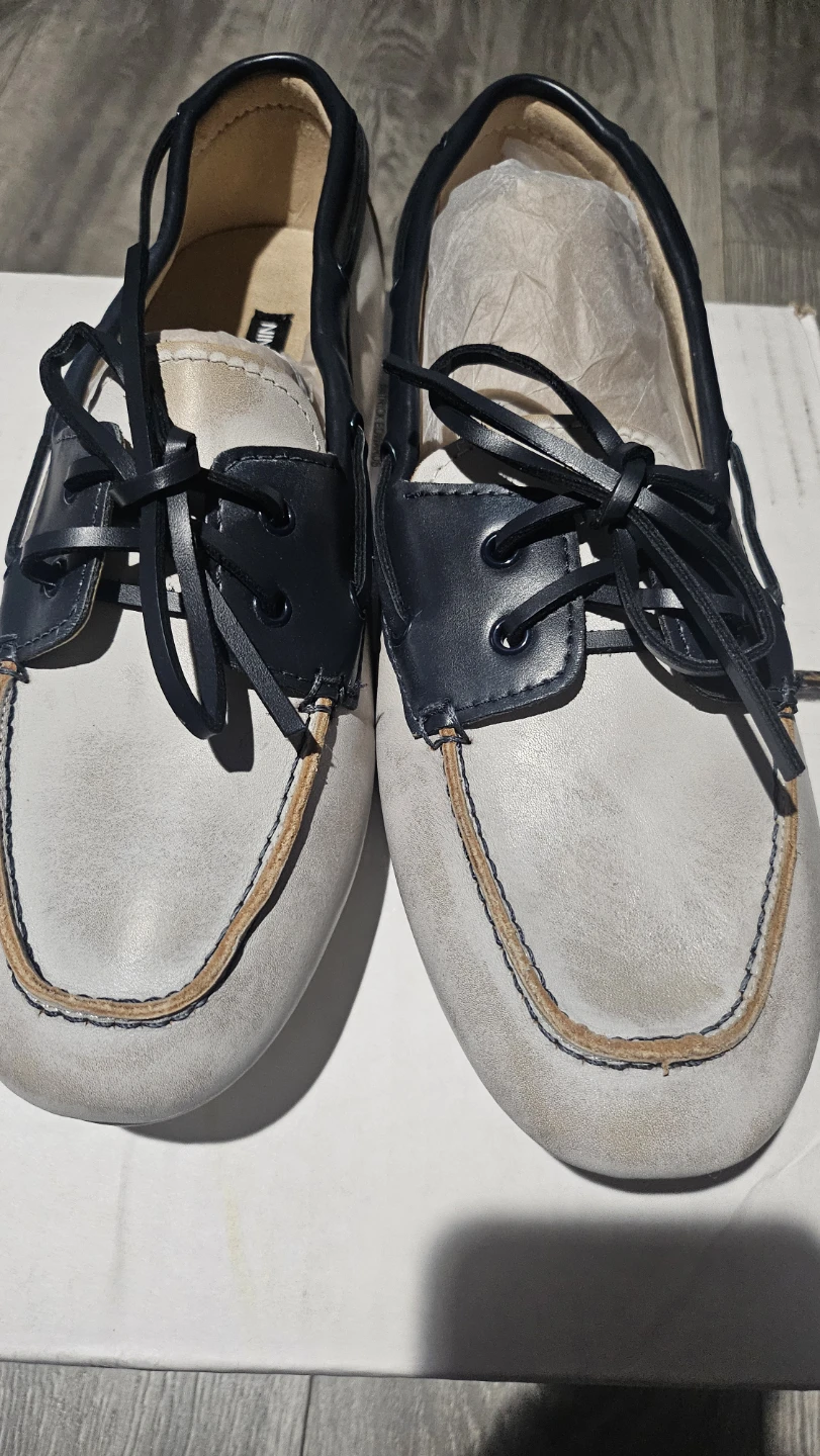 Nine West Boat Shoes Size 9.5M