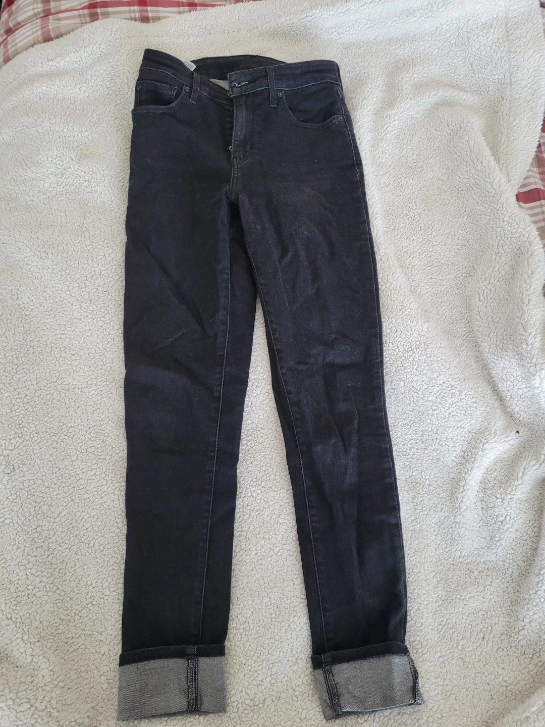 Levi's black skinny jeans