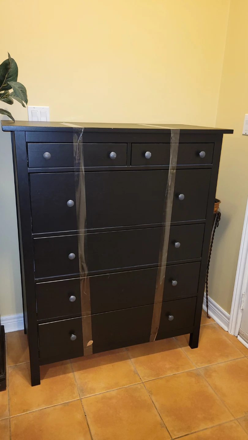 Black 6-Drawer Dresser