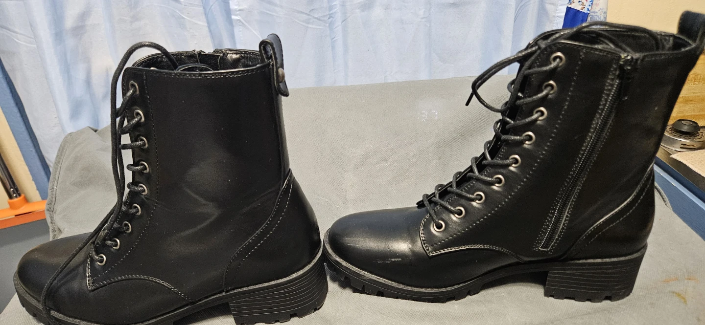Sugar Oleen Black Combat Boots Women’s Size 8.5M - photo 5