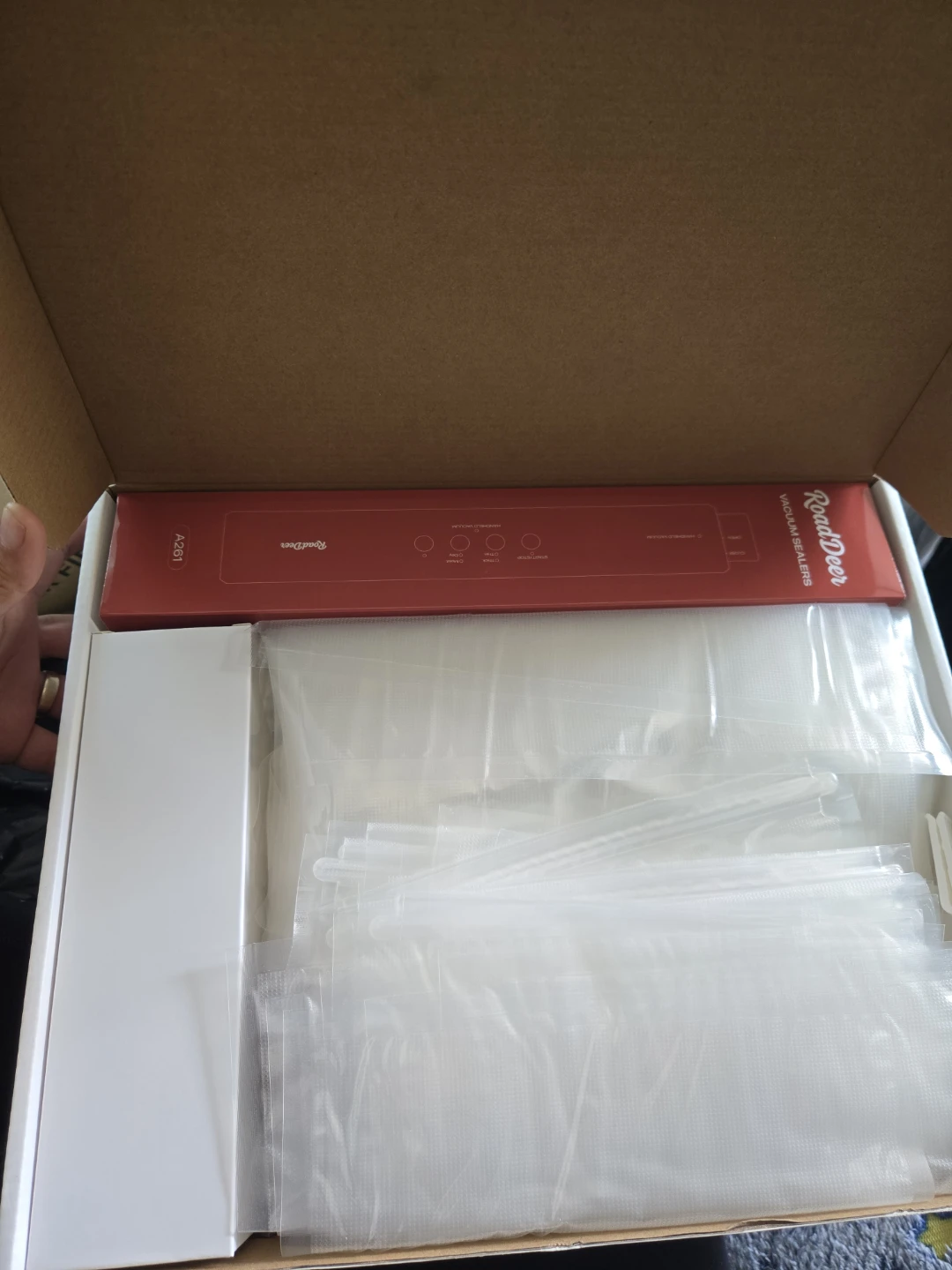RoadDeer Vacuum Sealer Model A261 - photo 2