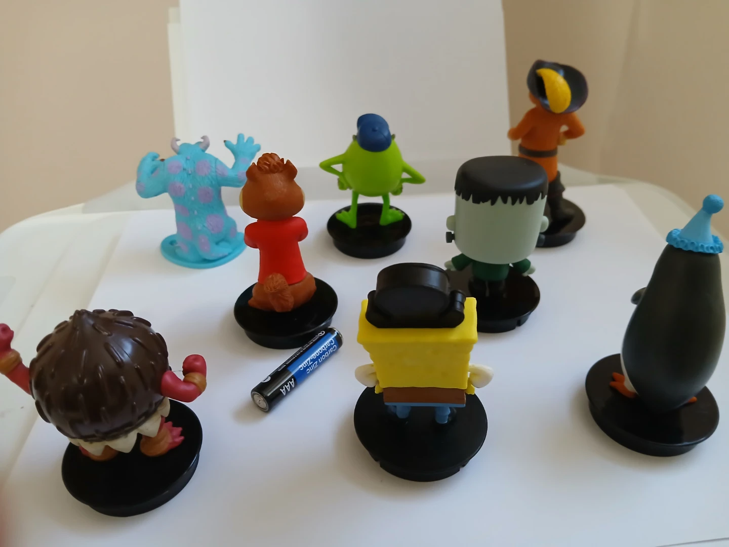 Set of Cineplex Collector  Toys Or Great Cake Toppers - photo 2