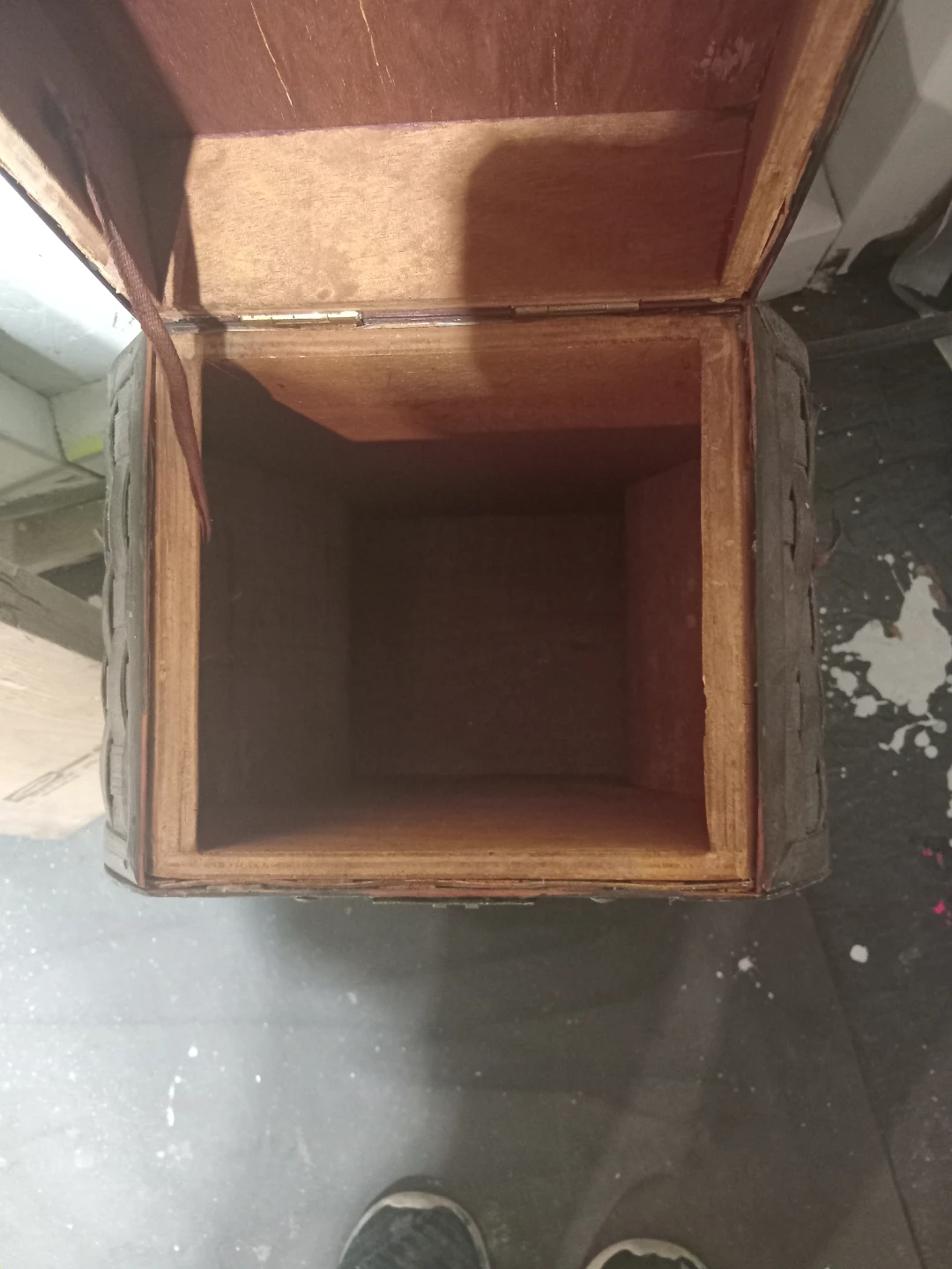 Woven Decorative Storage Chest - photo 3