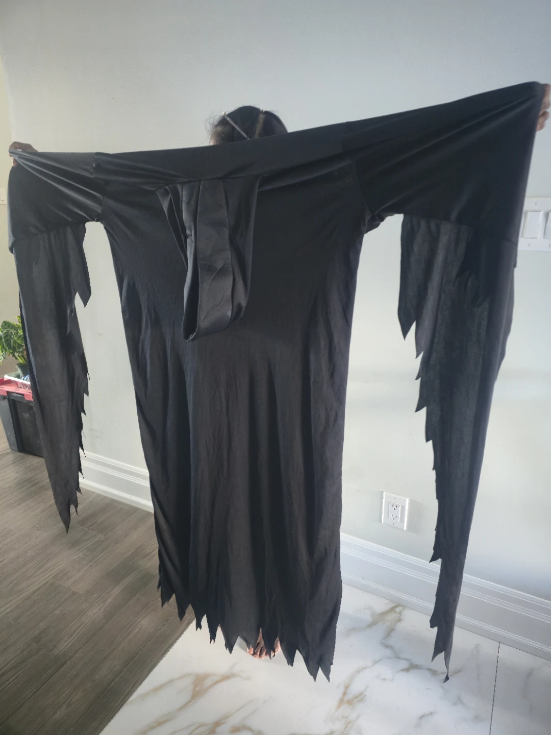 Black hooded grim reaper style Halloween c   costume