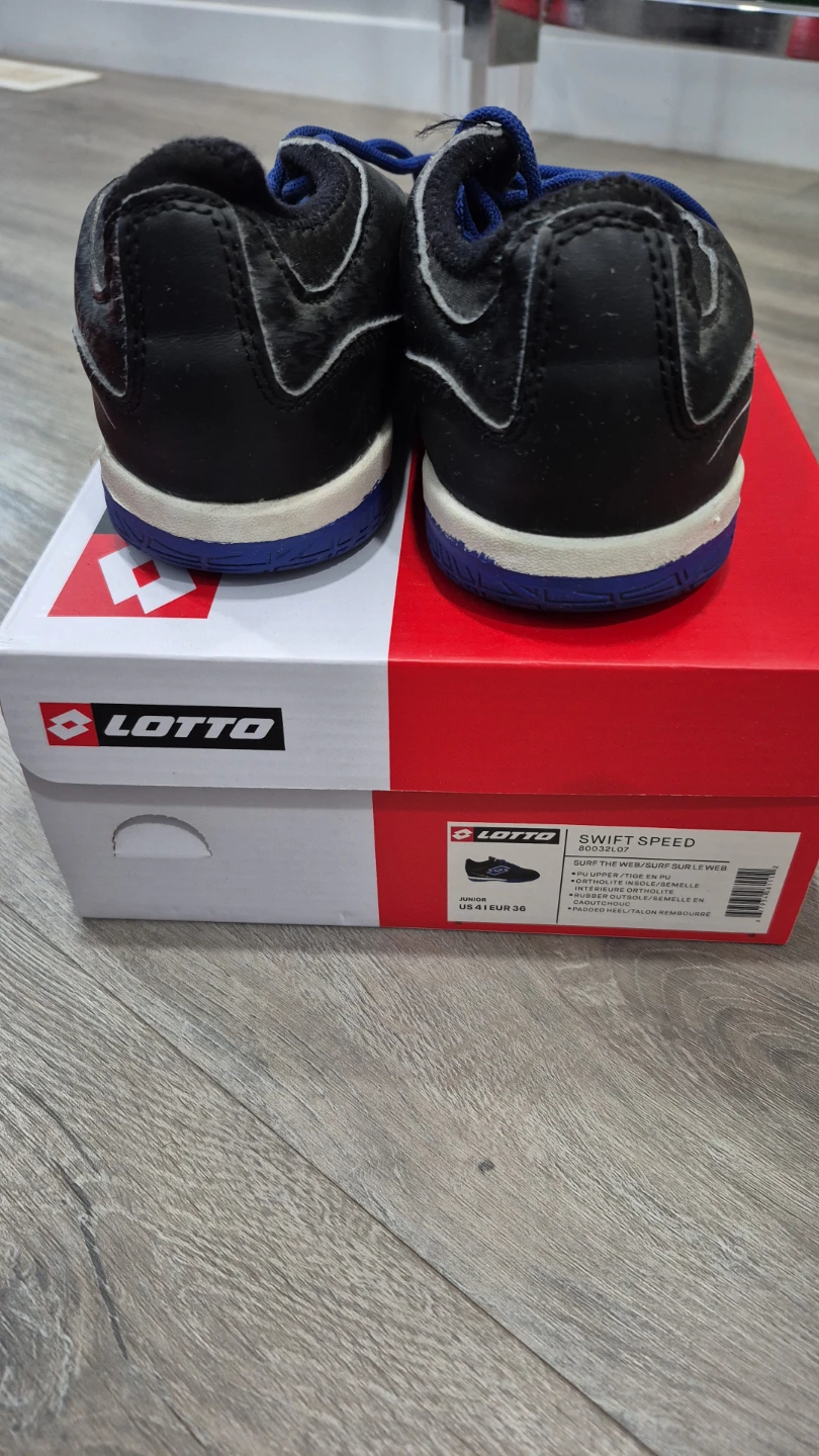 Lotto Swift Speed Junior Soccer Shoes US 4