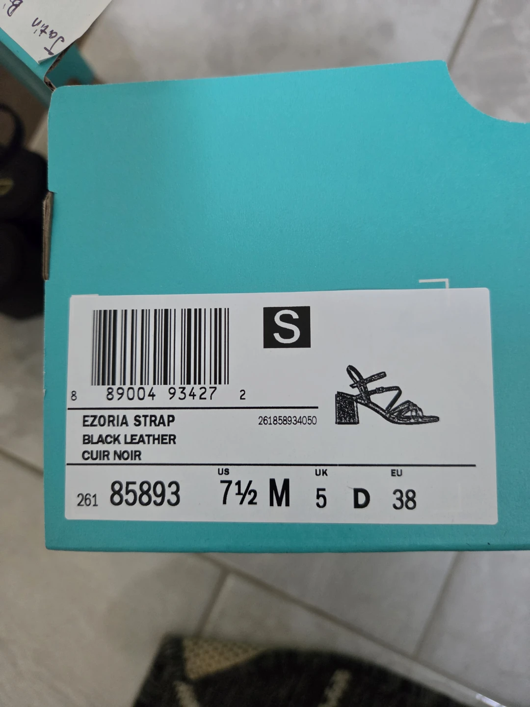 Brand New Clarks Ezoria Strap Black Leather Sandals – Size 7.5 - photo 2