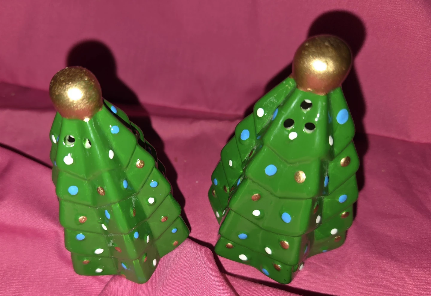 Christmas Tree Salt and Pepper Shakers - photo 2