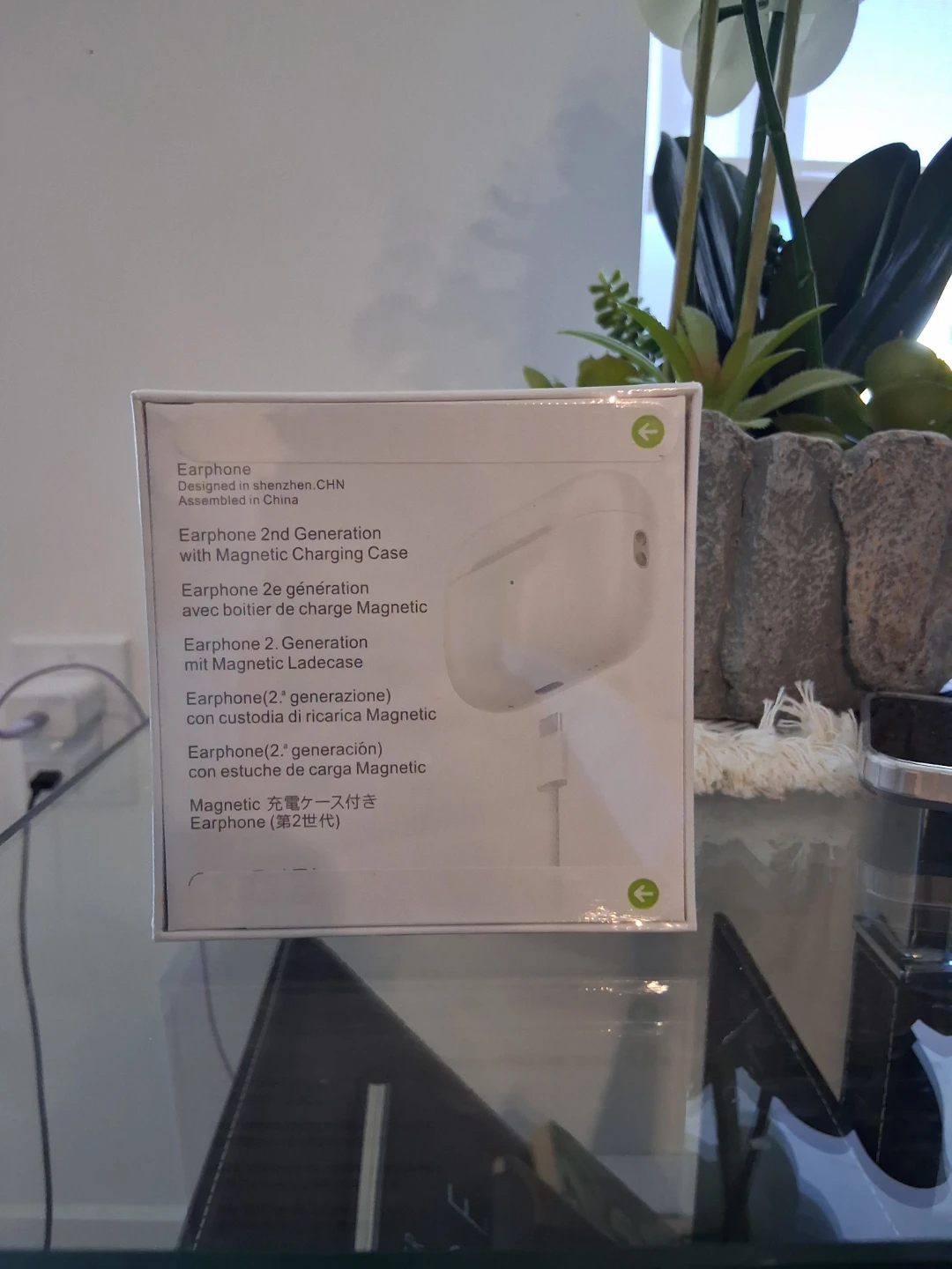 2nd generation wireless earphones - photo 2