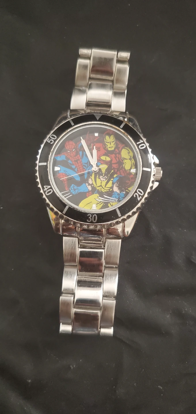 Marvel Superhero Analog Watch new run out battery - photo 2