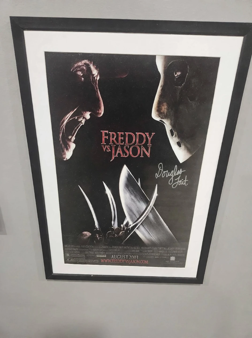 Framed Autographed Freddy vs. Jason Movie Poster - photo 4