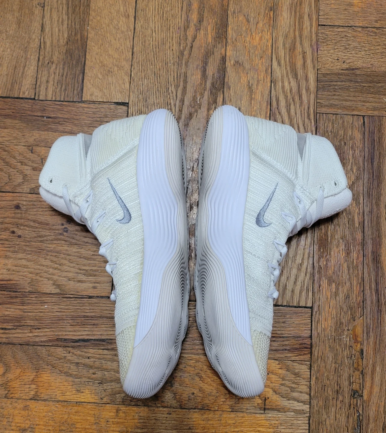 Nike Hyperdunk 2017 Basketball Shoes White Size 10.5
