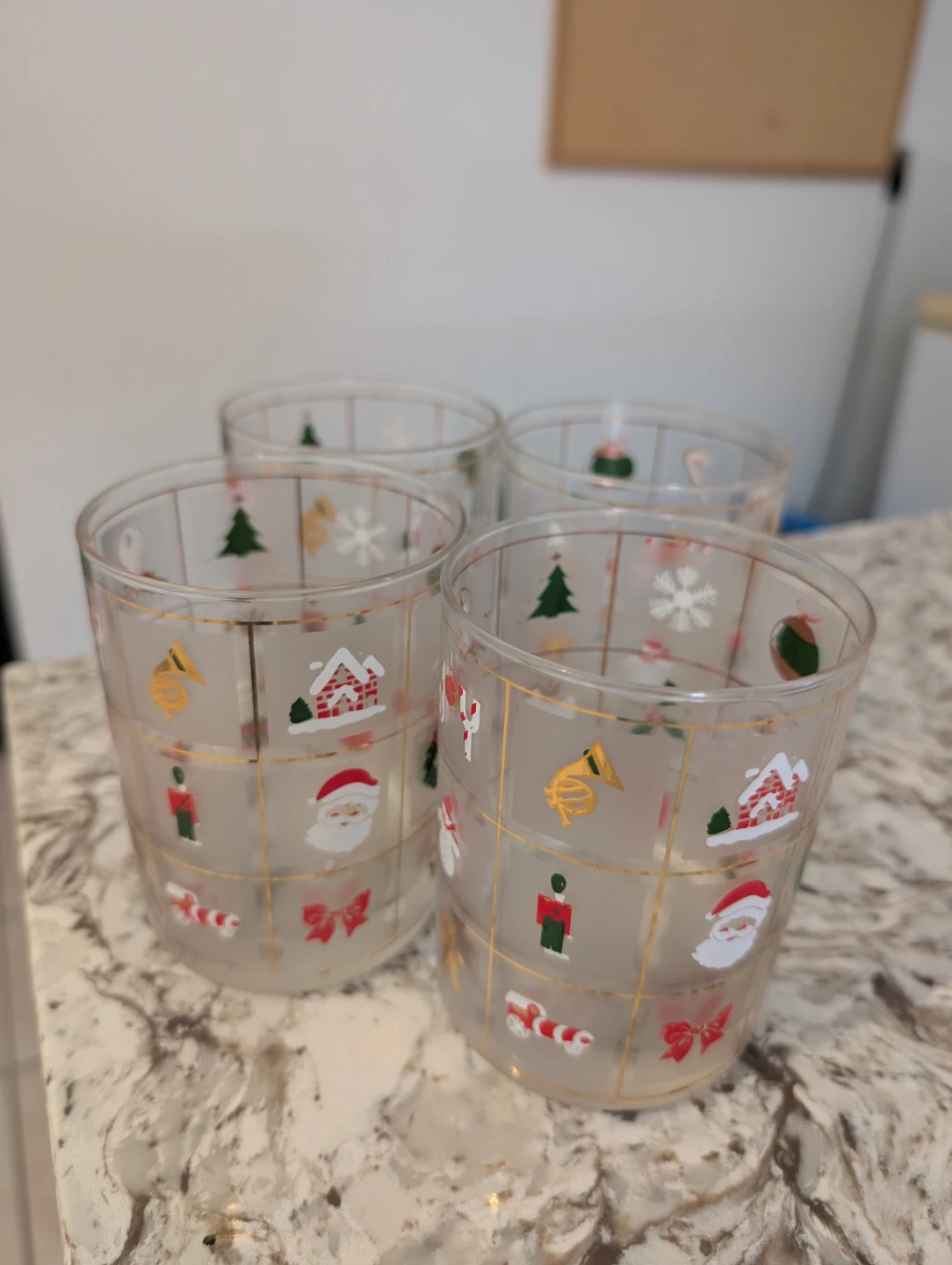 Set of 4 Christmas Holiday Glasses