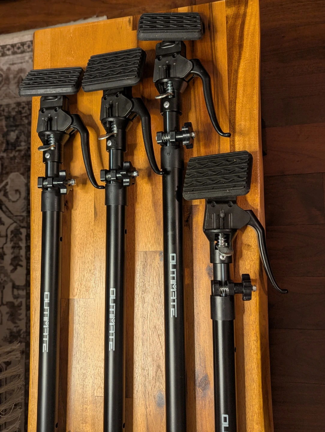 NEW – 4 Telescopic Support Poles | Cabinet & Drywall Jacks - photo 2