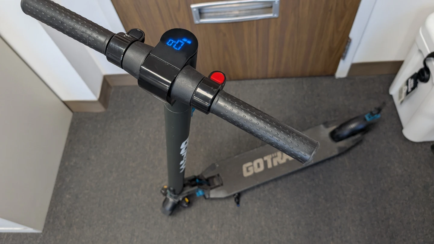 Gotrax Electric Scooter - photo 2