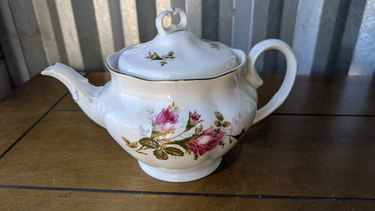 Jawlina Floral Porcelain Teapot - photo 2