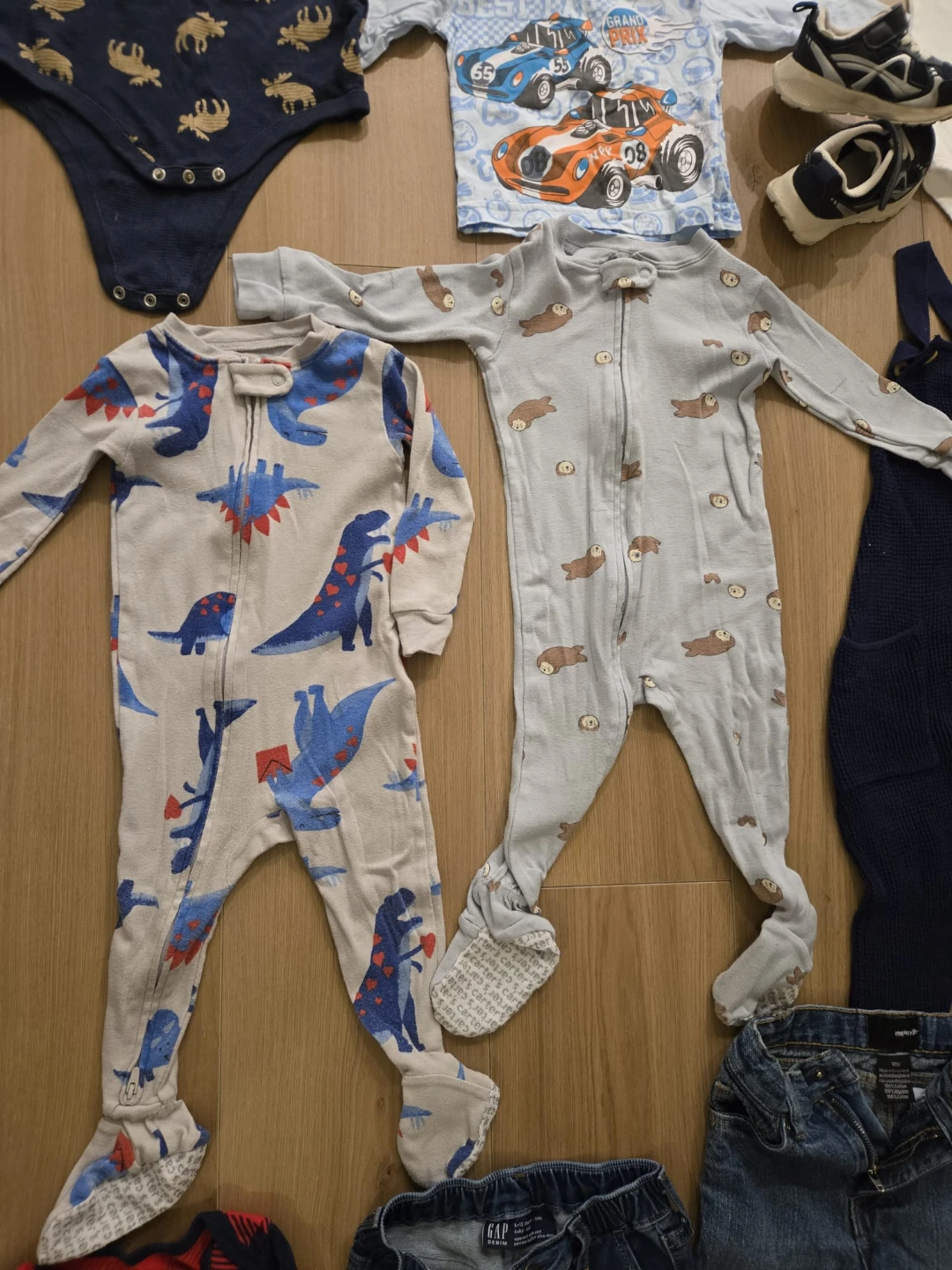Baby clothing bundle - photo 2