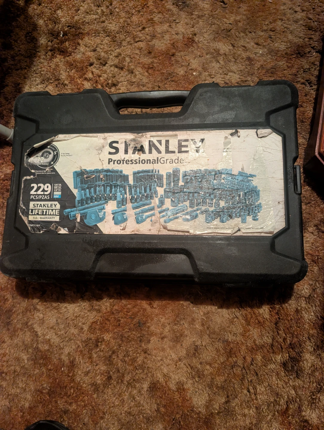 Stanley 229-Piece Professional Grade Socket Set